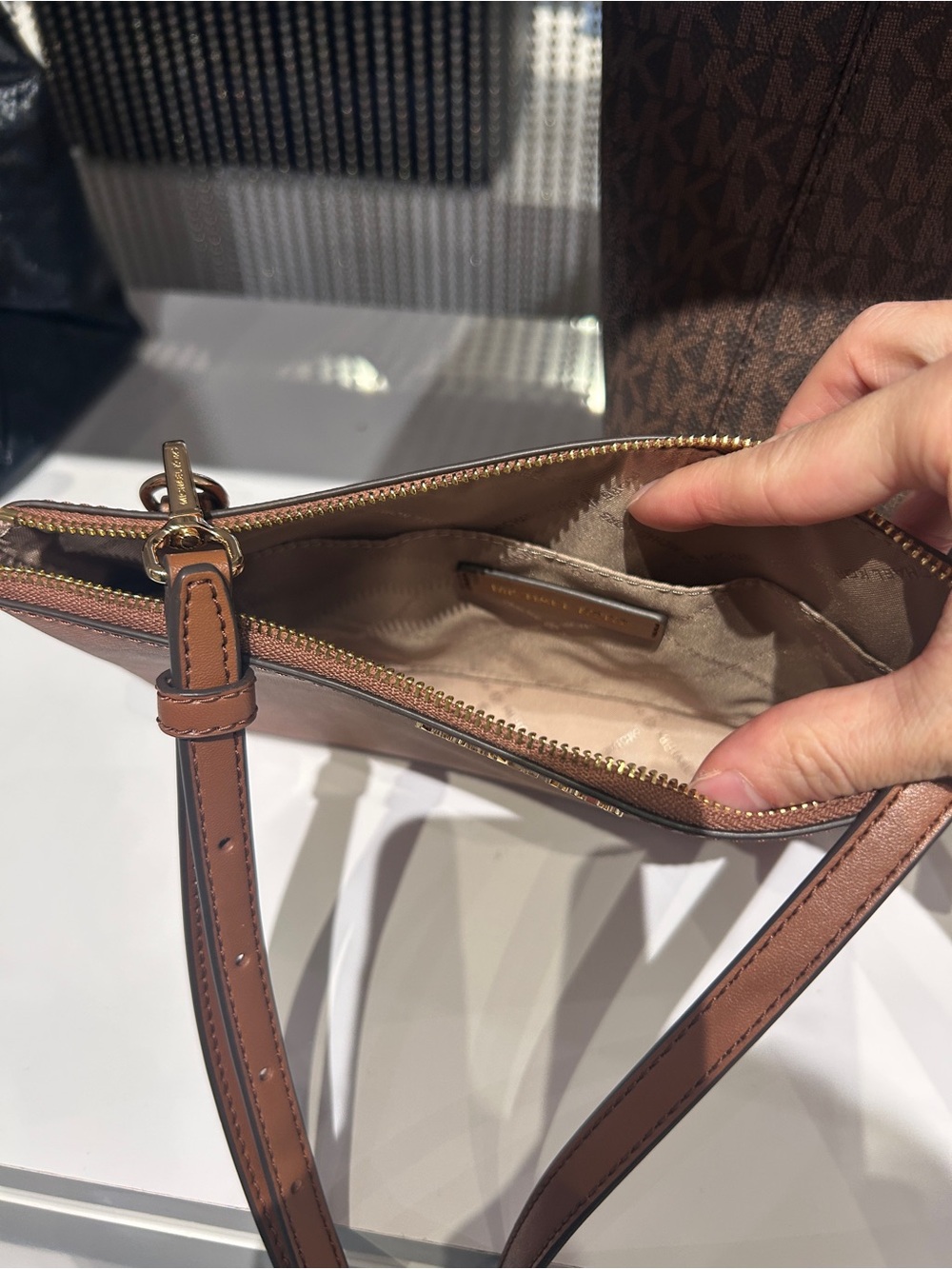 NWT👜Michael Kors Charlotte Large 3-in-1 Signature Logo Tote Bag Set Brown Work - Picture 6 of 9